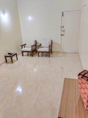 Room in 3 BHK Apartment at Twin Towers Apartment, Aundh – for Rent