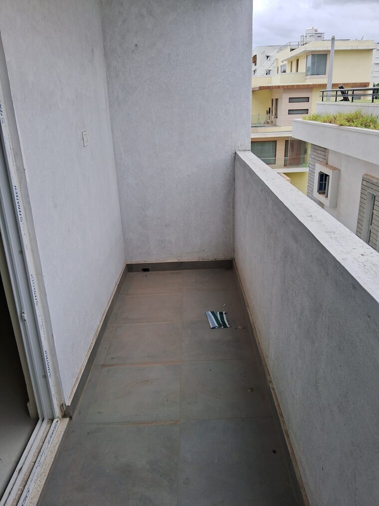 Balcony, nri layout 3 Bedroom 1851 Sq.Ft. Builder Floor In Nri Layout Bangalore 9253684