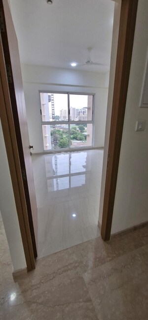 Room in 2 BHK Apartment at Icon Windsor Residency, Balewadi – for Rent