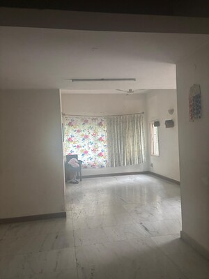 Room in 4 BHK Independent House at Palam Vihar Residents Association, Palam Vihar – for Rent