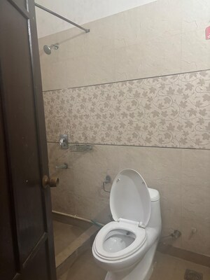 Bathroom in 4 BHK Independent House at Palam Vihar Residents Association, Palam Vihar – for Rent