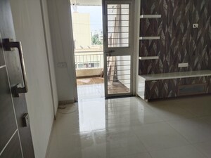 Room in 3 BHK Apartment at Kirti Elegant, Baner – for Rent