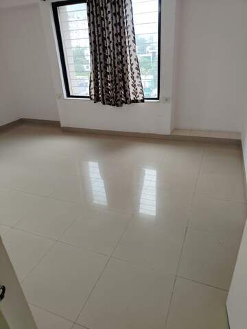 Room in 3 BHK Apartment at Kirti Elegant, Baner – for Rent