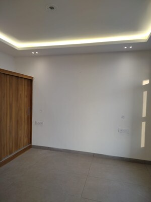 Room in 3 BHK Apartment at MS Enclave Zirakpur, Dhakoli – for Sale