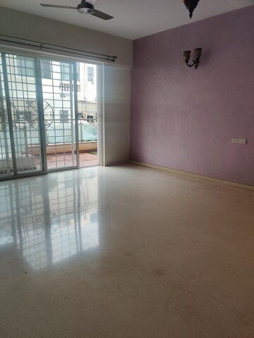 Room in 3.5 BHK Apartment at VTP Urban Space, Nibm Road – for Rent