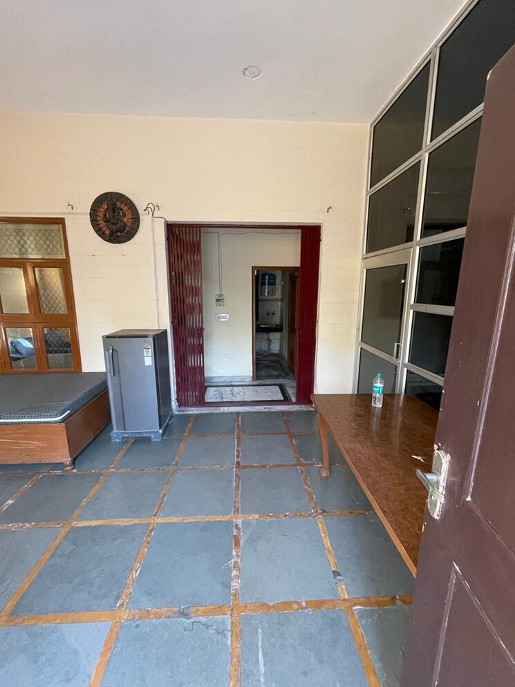 undefined, omaxe-nri-city-plots 3 Bedroom 2200 Sq.Ft. Builder Floor In Omega Ii Greater Noida Greater Noida 9253818