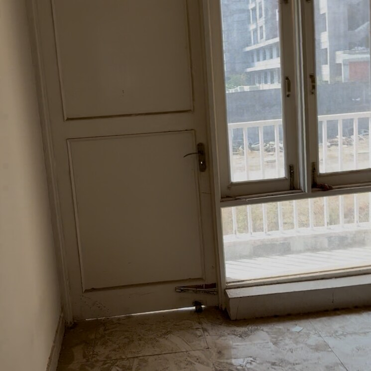 Room, tdi-the-retreat 3 Bedroom 180 Sq.Yd. Builder Floor In Sector 89 Faridabad 9253955