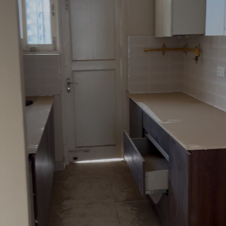 Bathroom, tdi-the-retreat 3 Bedroom 180 Sq.Yd. Builder Floor In Sector 89 Faridabad 9253955