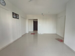 Room in 2 BHK Apartment at Kumar Palmspring Towers, Undri – for Rent