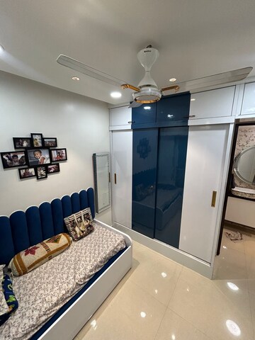 4 BHK Apartment For Rent in Rustomjee Summit, Borivali East