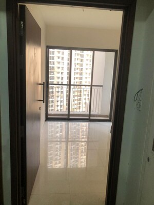 Room in 2 BHK Apartment at Runwal Eirene, Balkum Pada – for Sale