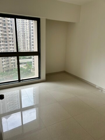 Room in 2 BHK Apartment at Runwal Eirene, Balkum Pada – for Sale