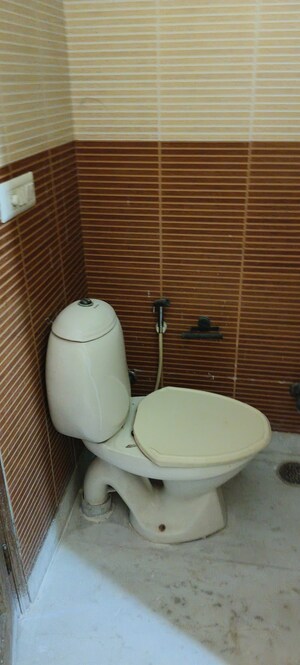 Master Bedroom in 3 BHK Villa at RWA Apartments Sector 53, Sector 53 – for Rent