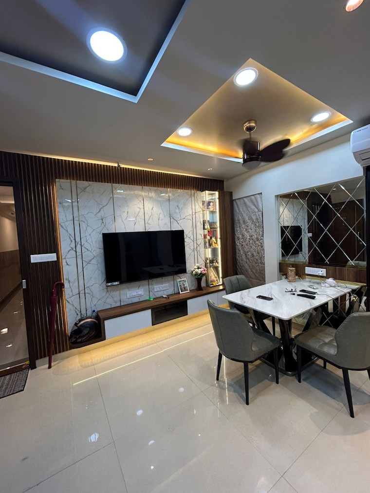 Team Area, rustomjee-summit 4 Bedroom 1485 Sq.Ft. Apartment In Borivali East Mumbai 9253984