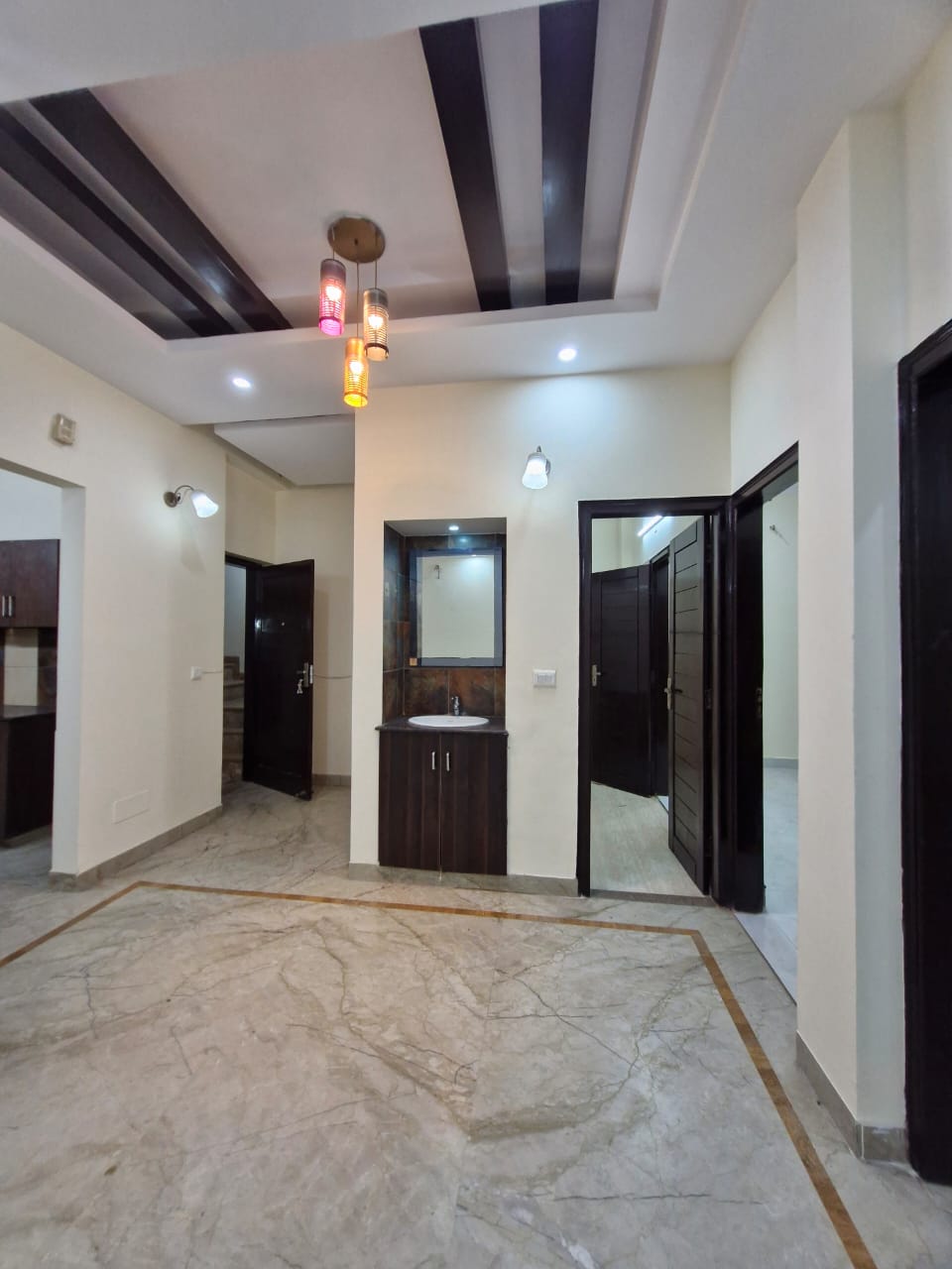 2 BHK Apartment For Rent in Ansal Plaza Sector-23