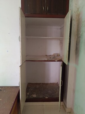 Furnished Amenities in 1 BHK Builder Floor at Lajpat Nagar I – for Rent