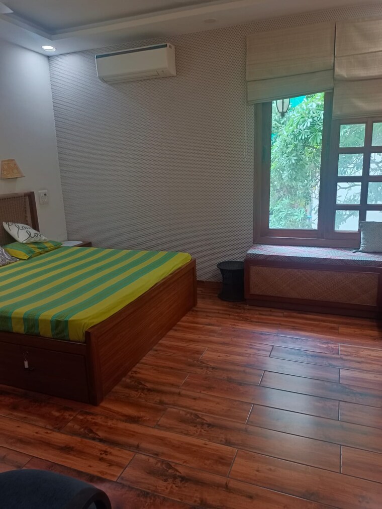 Bedroom, kalkaji 2 Bedroom 100 Sq.Yd. Builder Floor In Kalkaji Delhi 9254037