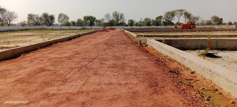 undefined, dhanauli  98 Sq.Yd. Plot In Dhanauli Agra 9254068