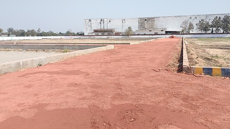 undefined, dhanauli  98 Sq.Yd. Plot In Dhanauli Agra 9254068