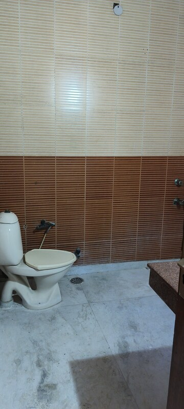 Bathroom in 3 BHK Villa at RWA Apartments Sector 53, Sector 53 – for Rent