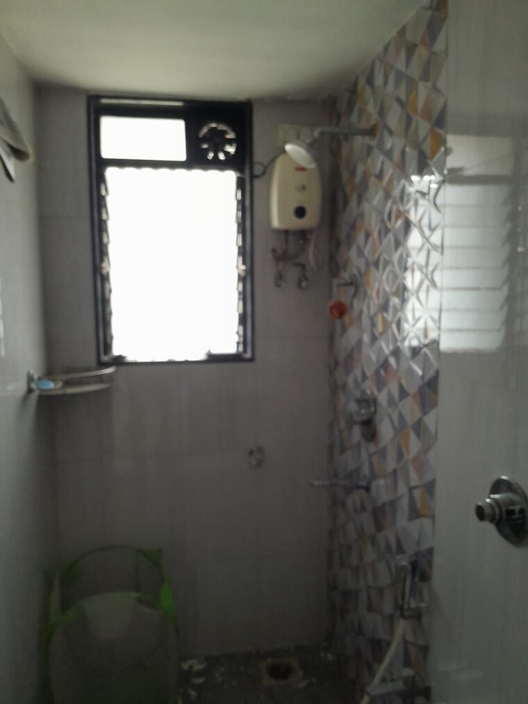 Bathroom, pranav-flora-enclave 3 Bedroom 783 Sq.Ft. Apartment In Borivali East Mumbai 9254075