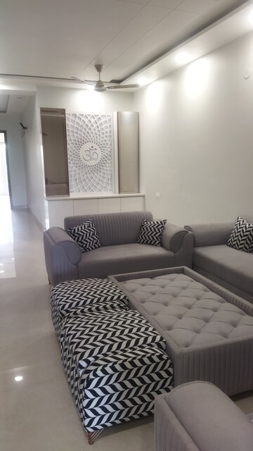 Bedroom in 3 BHK Builder Floor at Parklands, Sector 85 – for Sale