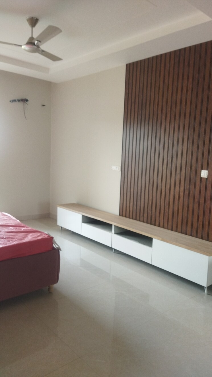 undefined, parklands 3 Bedroom 3200 Sq.Ft. Builder Floor In Sector 85 Faridabad 9254186