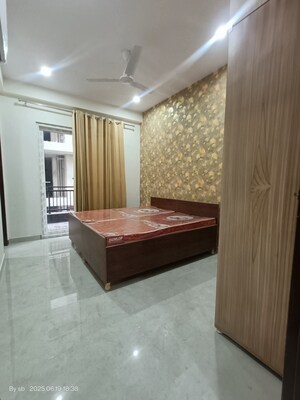 Living Room in 2 BHK Apartment at Ansal Plaza Sector-23, Sector 23 – for Rent