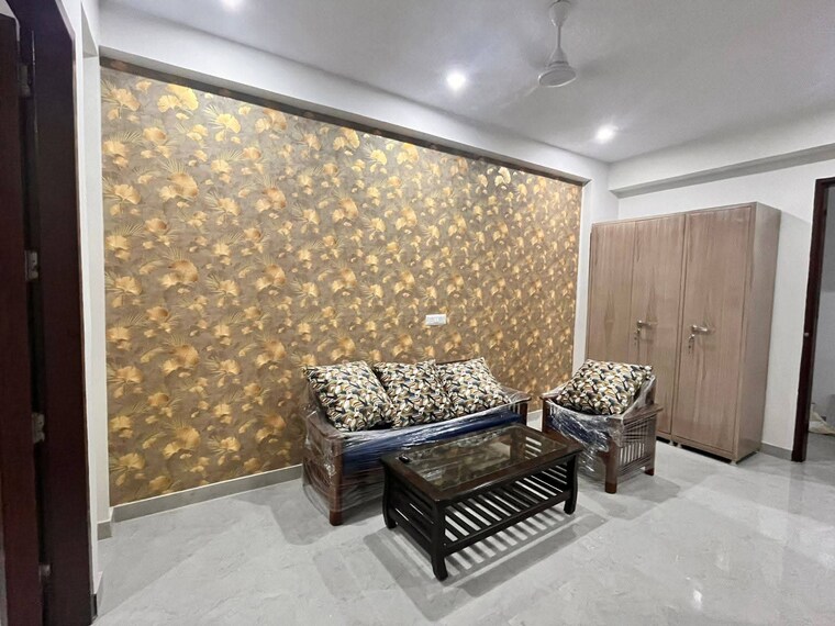 Living Room, ansal-plaza-sector-23 2 Bedroom 1650 Sq.Ft. Apartment In Sector 23 Gurgaon 9254121