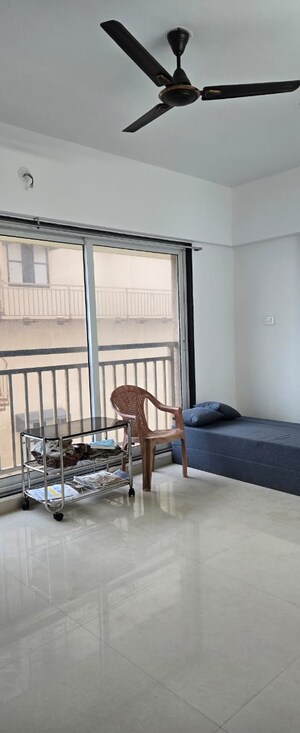 2 BHK Apartment For Rent in Amann Marina, Worli