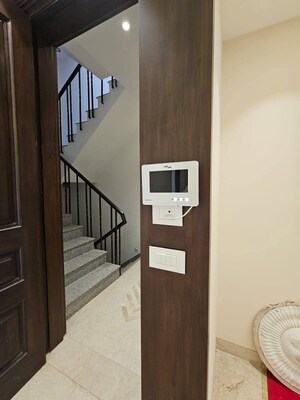 Staircase in 1 BHK Apartment at Ansal Plaza Sector-23, Sector 23 – for Rent