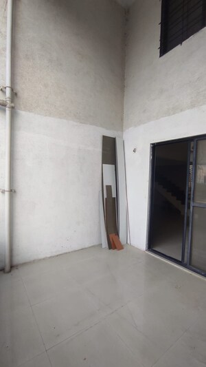 Room in 3 BHK Apartment at Vastushree Adrina, Mundhwa – for Sale