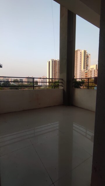 Room in 3 BHK Apartment at Vastushree Adrina, Mundhwa – for Sale