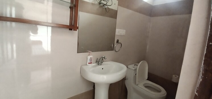 Bathroom, sector 6 6 Bedroom 4200 Sq.Ft. Independent House In Sector 6 Panchkula 9254340
