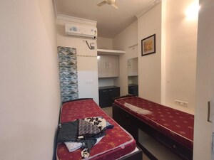 Bedroom in 3 BHK Apartment at Verizon Metropolitan, Kondapur – for Rent