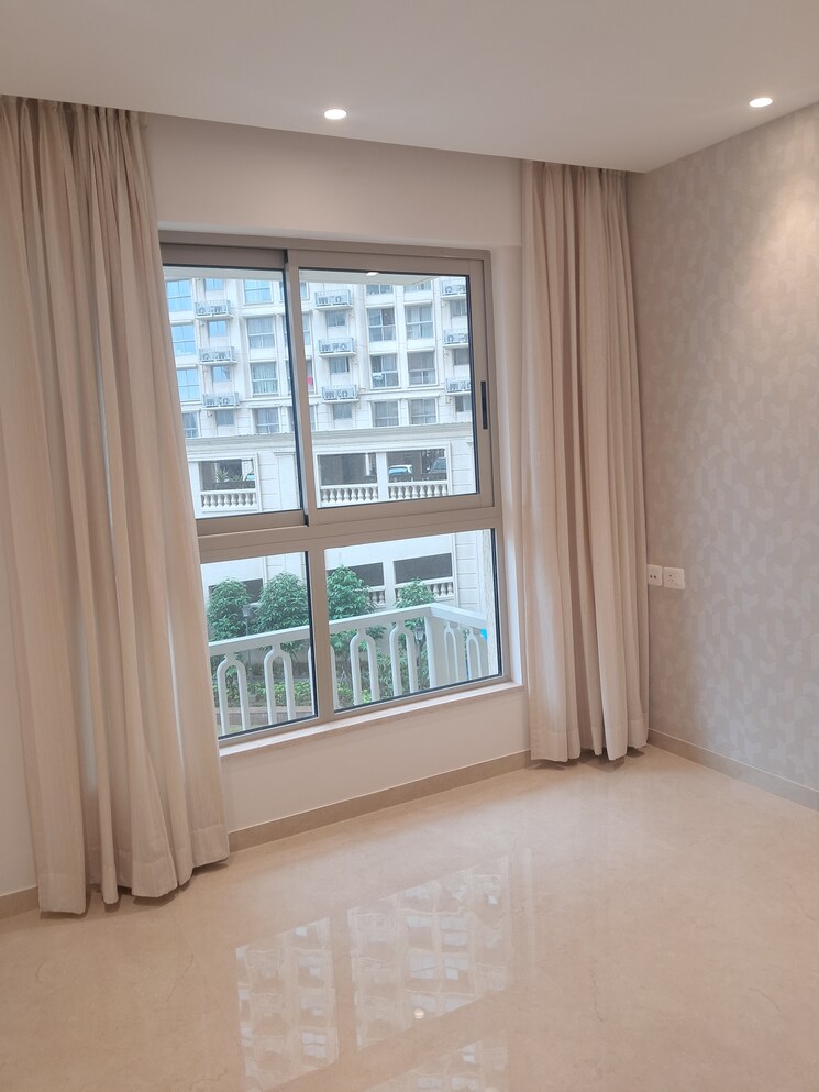 Room, hiranandani-regent-hill 1 Bedroom 379 Sq.Ft. Apartment In Powai Mumbai 9254366