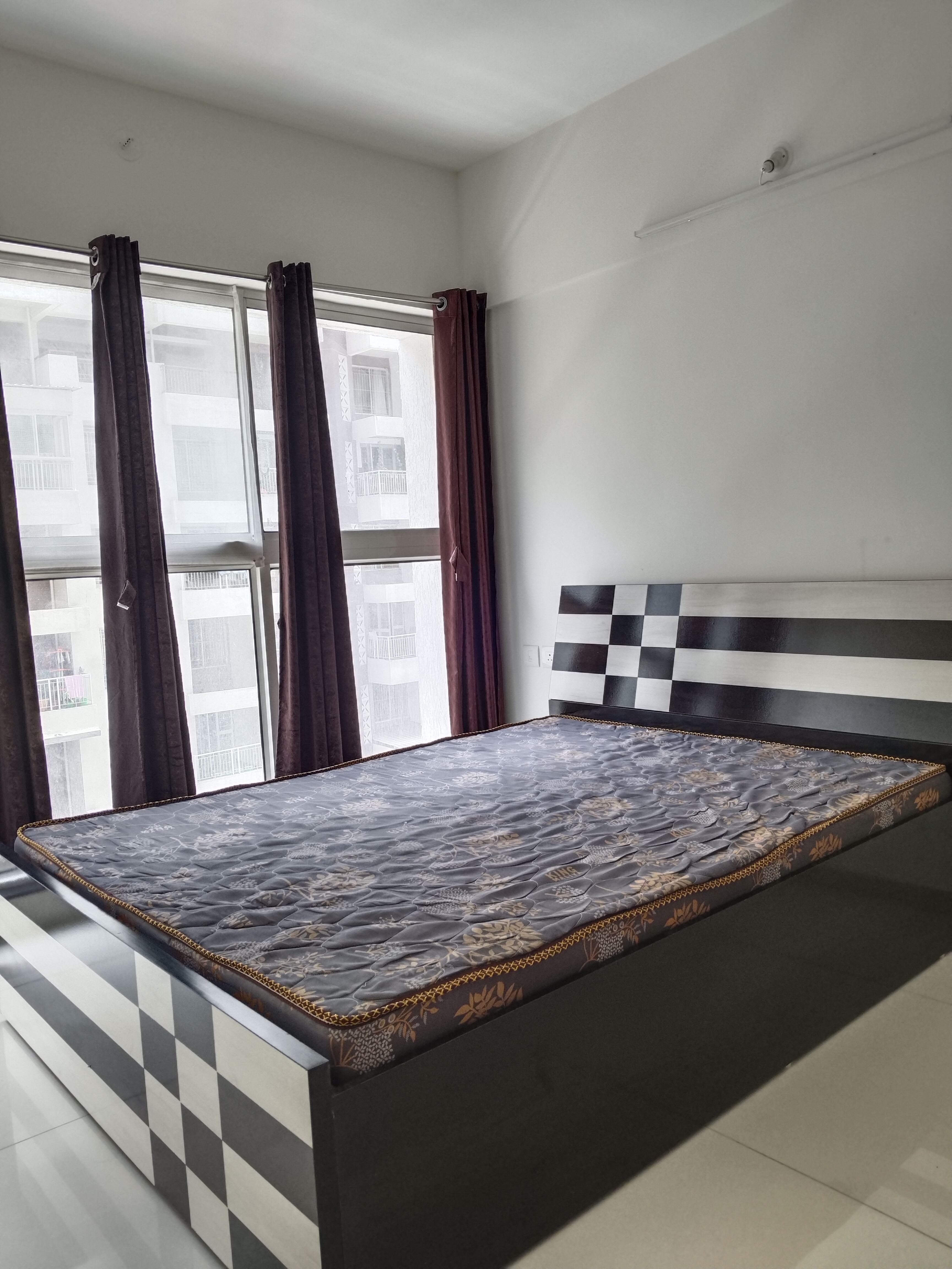 2 BHK Apartment For Rent in Mittal High Mont