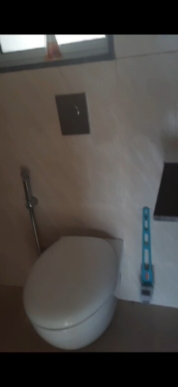 Furnished Amenities in 2 BHK Apartment at Pride Park Royale, Andheri East – for Rent