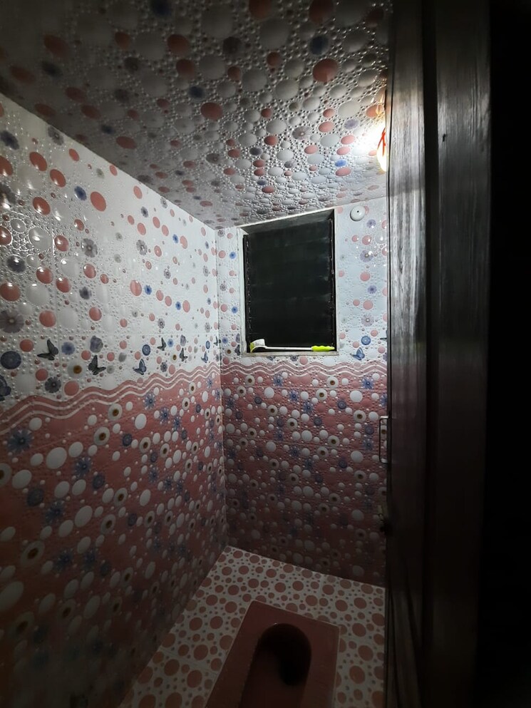 Bathroom, jasraj-apartment 3.5 Bedroom 1100 Sq.Ft. Apartment In Kalyan West Thane 9254442