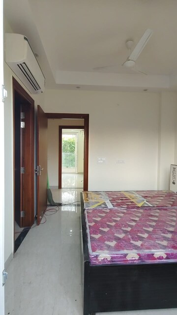 Room in 2 BHK Apartment at A3S Homes, Palam Vihar – for Rent