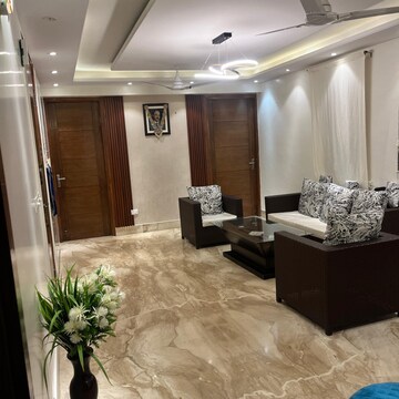 Living Room in 3 BHK Builder Floor at Sector 57 – for Rent