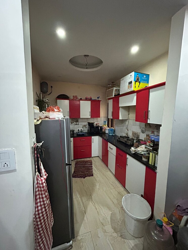 Team Area, turner road Commercial Shop 500 Sq.Ft. In Turner Road Dehradun 9254486