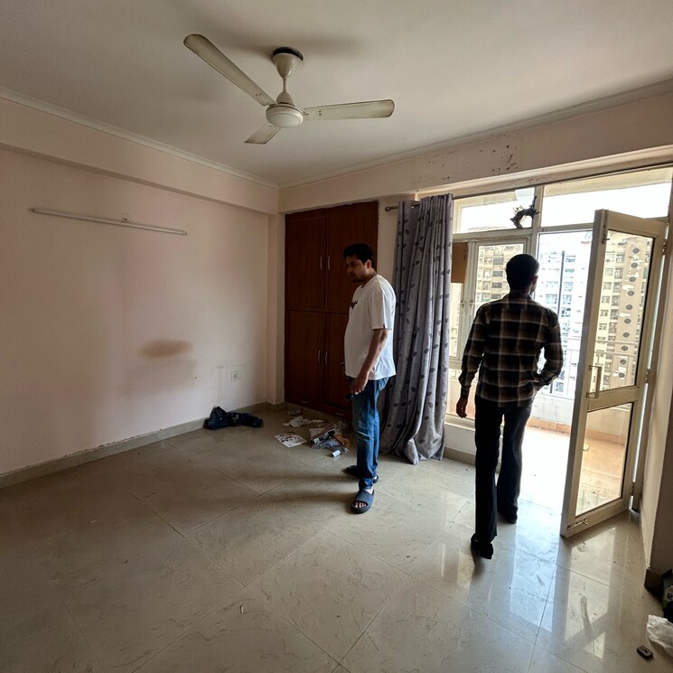  Parking, supertech-ecociti 2.5 Bedroom 1295 Sq.Ft. Apartment In Sector 137 Noida 9254503