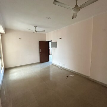 2.5 BHK Apartment For Sale in Supertech Ecociti, Sector 137