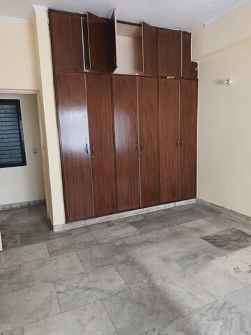 2 BHK Apartment For Rent in Windsor and Nova Society, Ahinsa Khand 2