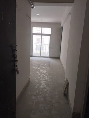 Building Lobby in 3 BHK Apartment at Proview Technocity, Chi V Greater Noida – for Sale