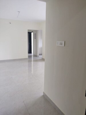 Room in 3 BHK Apartment at Akshay Apartments Chembur, Chembur – for Rent