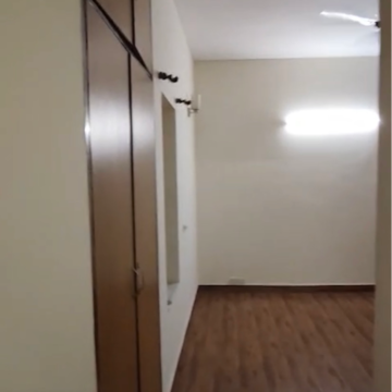 Room in 3 BHK Villa at Unitech Deerwood Chase, Nirvana Country – for Rent