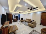 4 BHK + Extra Room 1800 Sq.Ft. Builder Floor in Saket