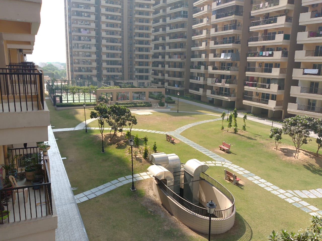 2 BHK Apartment For Sale in Gaur Atulyam